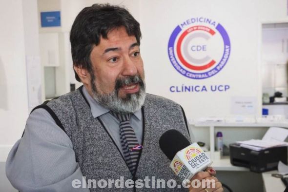 El Dr. Ruiz Díaz valoró el trabajo colaborativo, ya que la universidad cuenta con clínicas para atención gratuita a la comunidad en un sector muy vulnerable como es el barrio Remansito, lo que tiene que ver con la misión de formar profesionales con sensibilidad social. (Foto: Asesoría de Prensa de la UCP).