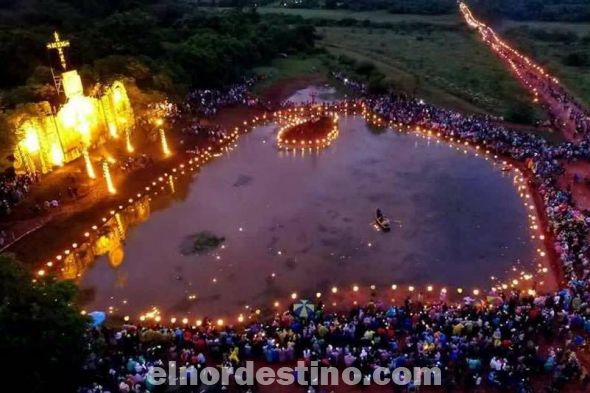Luego de la ceremonia del descendimiento de la cruz, se inicia una presentación artística de música, danza y teatro, dirigida por el artista plástico Koki Ruiz. Una de las atracciones más esperadas son los cuadros vivientes, representación de obras maestras. (Foto: Agencia de Información Paraguaya).