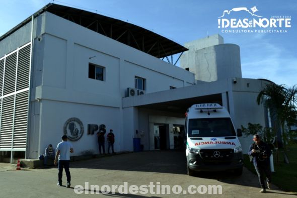 El lunes 11 de Julio el diputado Juancho Acosta entregó la octava ambulancia en los últimos seis meses, esta vez al Hospital Regional del Instituto de Previsión Social en Pedro Juan Caballero. (Foto: Ideas del Norte Consultora Publicitaria).