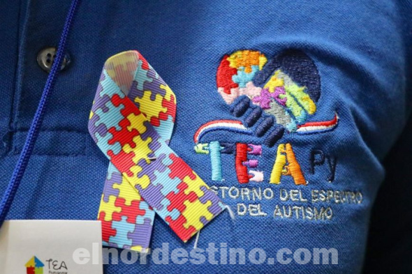 Cada 2 de Abril se conmemora el “Día Mundial de Concienciación sobre el Autismo” con el objetivo de concienciar sobre este trastorno del neurodesarrollo y promover la aceptación y la inclusión en todos los espacios sociales. (Foto: Ministerio de Salud Pública y Bienestar Social).