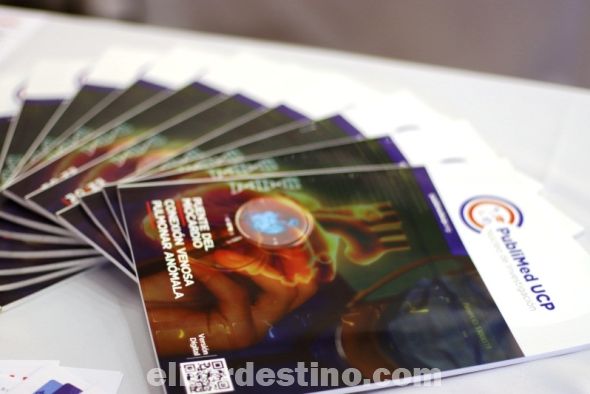 En la revista Publimed fueron presentados temas actualizados y relevantes y otros casos sumamente interesantes. Cinco investigaciones recibieron el reconocimiento como mejores artículos científicos. (Foto: Asesoría de Prensa de la UCP).