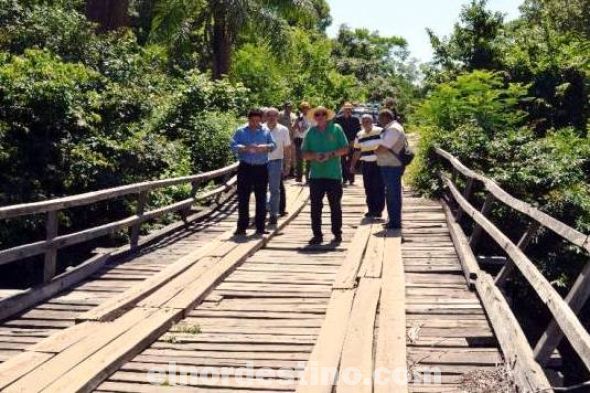 El Ministerio de Obras Públicas promete construír dos puentes en la localidad concepcionera de San Carlos del Apa