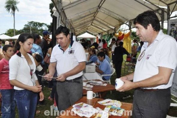 Se realizó la cuarta Expo Feria de Servicios Públicos en el Colegio Nacional “Carlos Antonio López” de la ciudad de Belén 