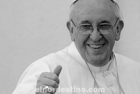 El Papa Francisco se lamentó porque la gente se acostumbró a respirar de la radio y de la televisión un aire sucio