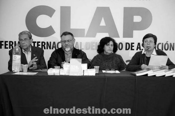 Presentaron libro de ensayos en guaraní en la Feria Internacional del Libro Asunción 2016