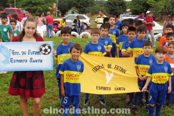Autoridades departamentales acompañaron a las escuelas de futbol de Pedro Juan Caballero en la jornada inaugural 
