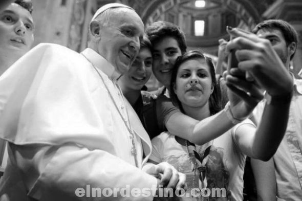 El Papa Francisco bendecirá a tres mil matrimonios y a parejas que estén por casarse durante la celebración de San Valentín