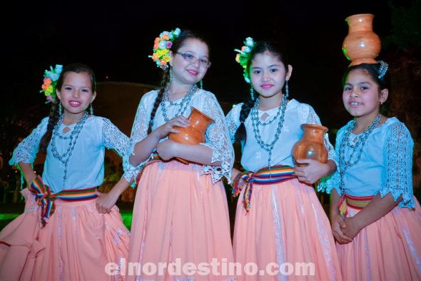 La Escuela Municipal de Danzas de Pedro Juan Caballero presentó sus mejores galas conmemorando el “Día del Folklore Paraguayo”
