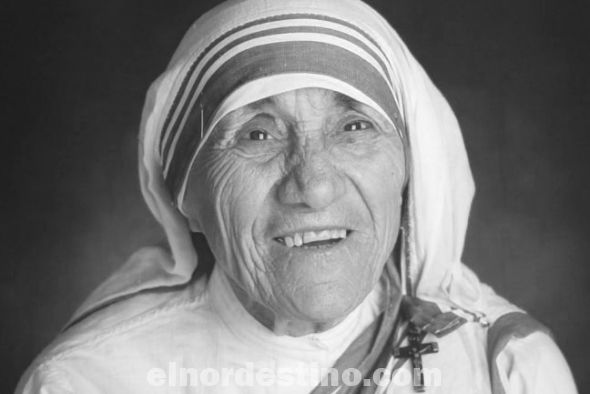 El Papa Francisco reconoció un milagro de la Madre Teresa de Calcuta y será canonizada