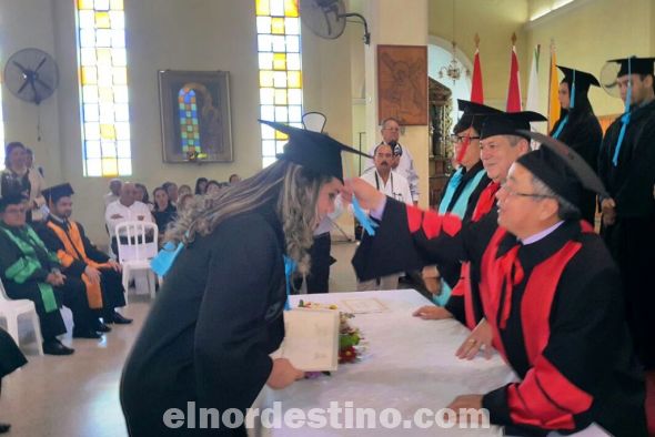 Doscientos treinta egresados de la Universidad Nacional de Concepción recibieron títulos de diversas carreras